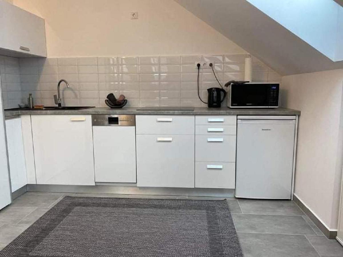 Апартаменты Greta Lux Apartman Хайдусобосло Экстерьер фото